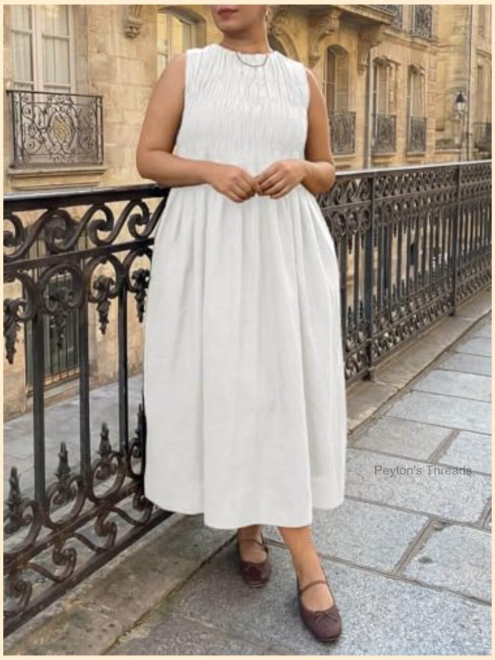 Plus Size Maxi Dress Sleeveless Crewneck Ruched Sundress with Pockets - Picture 4 of 6